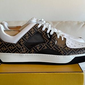 Men’s Fancy Fendi Logo Sneakers